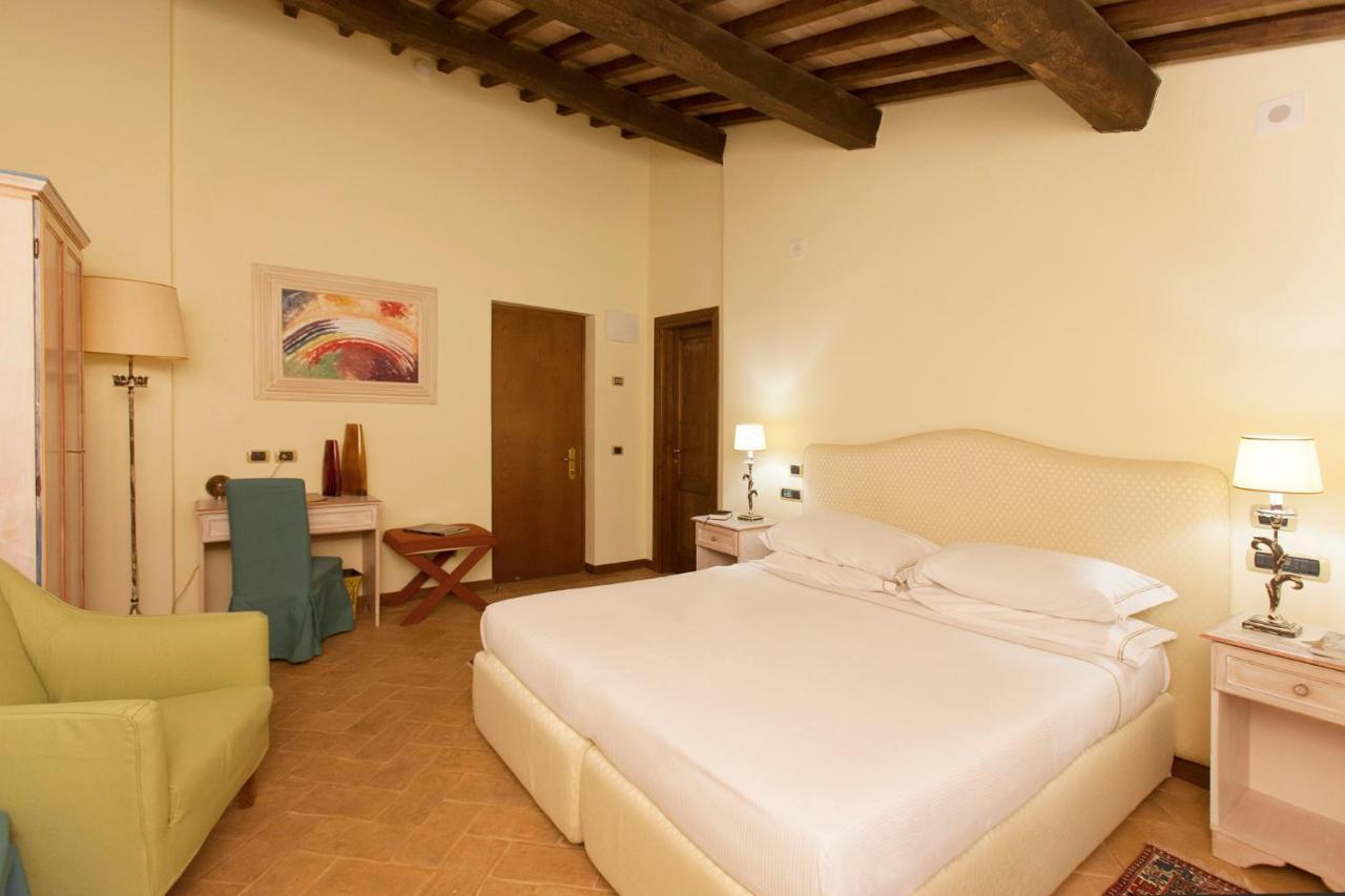 Sovana Hotel & Resort Bagian luar foto