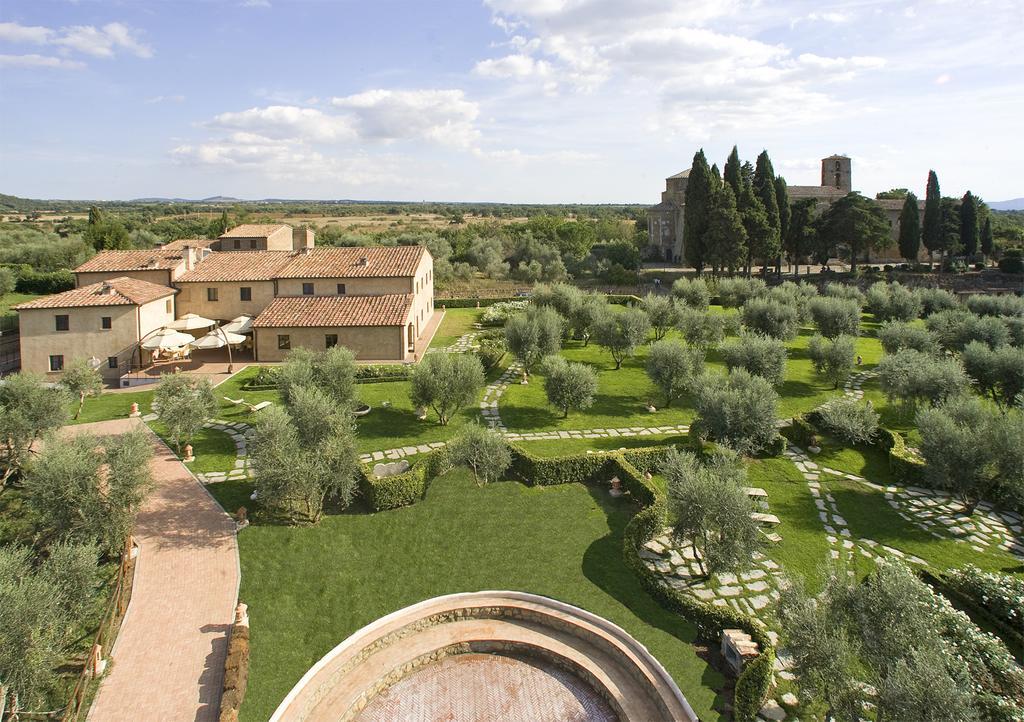 Sovana Hotel & Resort Bagian luar foto